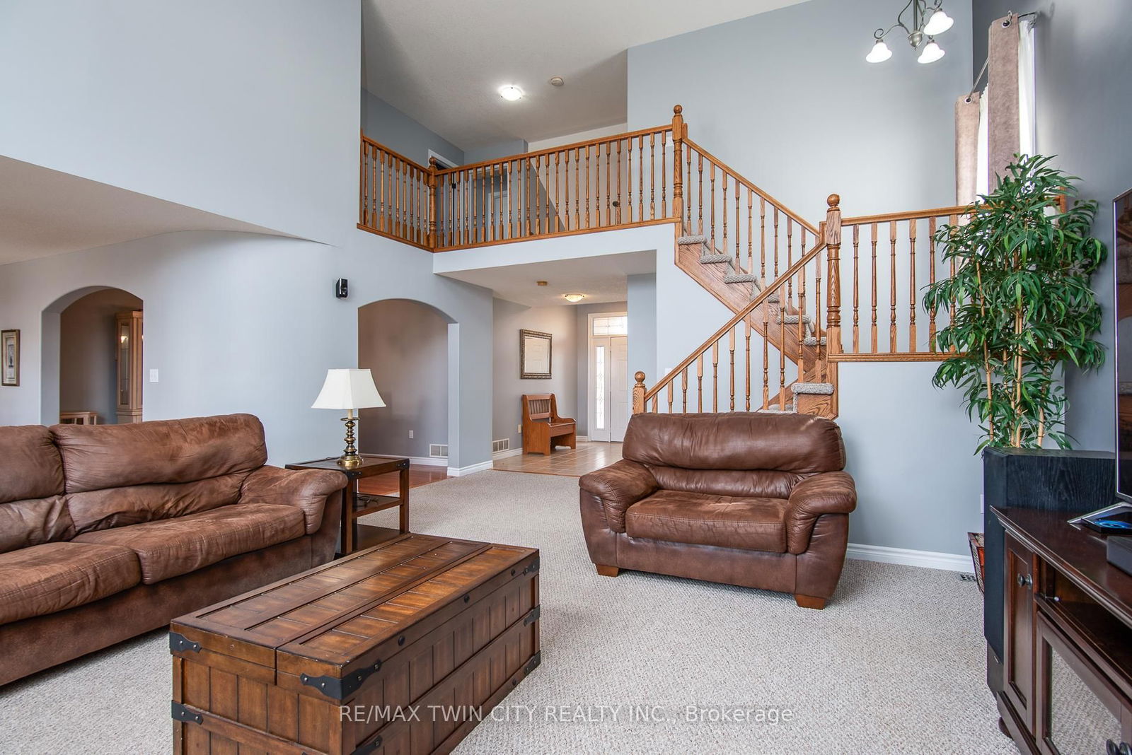 Detached House for sale at 20 Mcfadyen Street, Wilmot, N3A 4K7 - MLS: X12057169