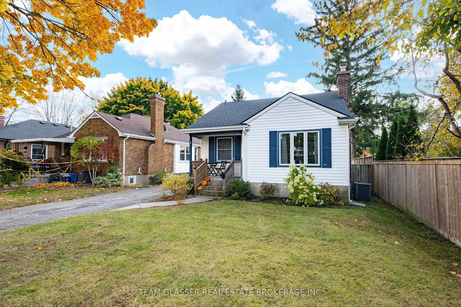 Detached House sold at 7 GRAYDON Street, London East, East N, N5W 2H8 - MLS: X12057224