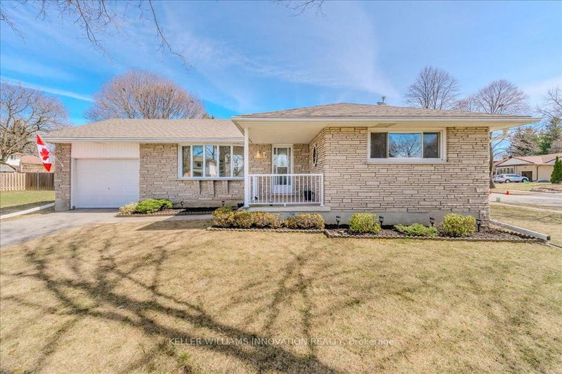home for sale on 7 Askin Place