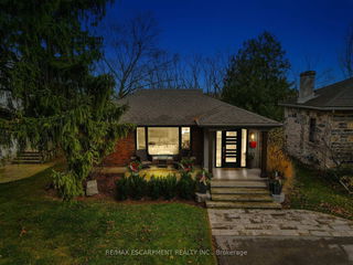 207 West River Road