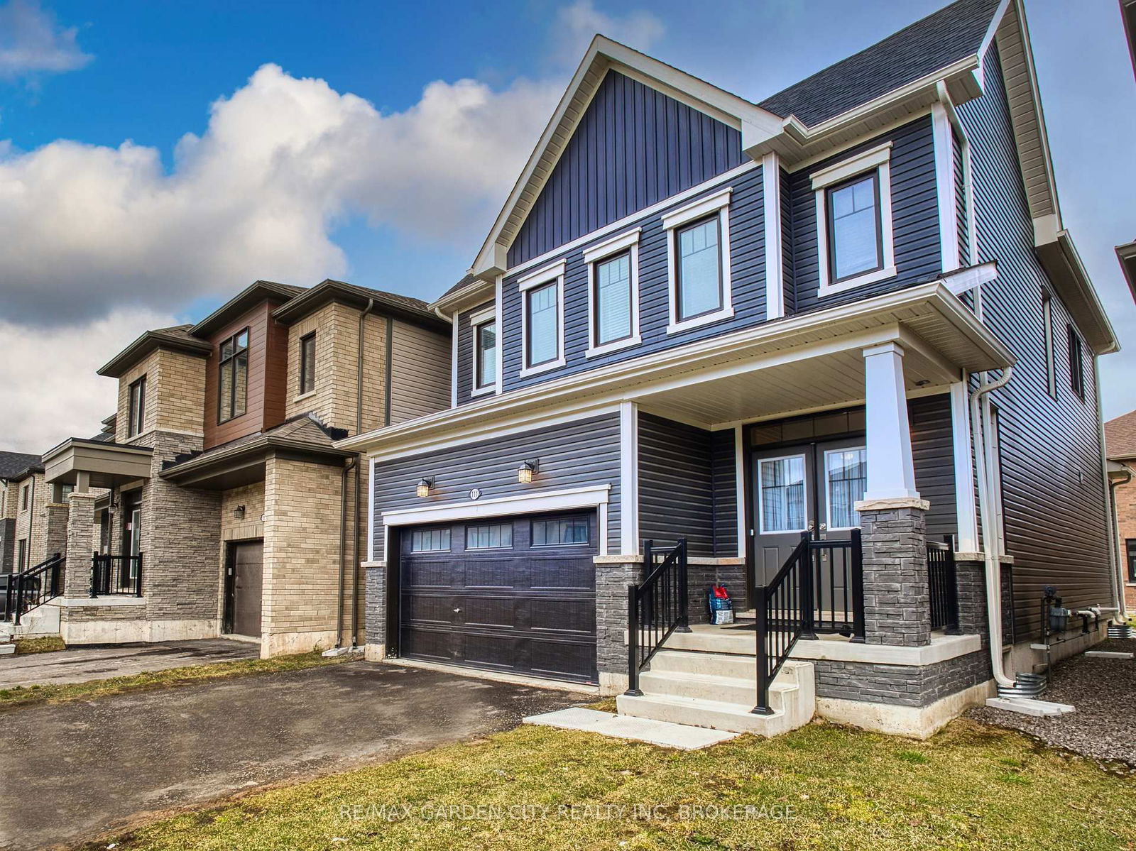 Detached House sold at 111 Sunflower Crescent, Thorold, Hurricane/Merrittville, L3B 5N5 - MLS: X12057804