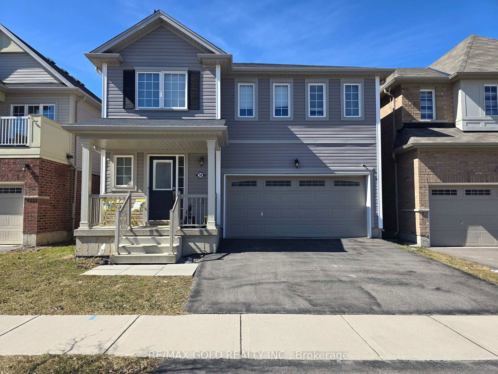 Detached House sold at 38 Sinden Road, Brantford, N3T 0P8 - MLS: X12057919