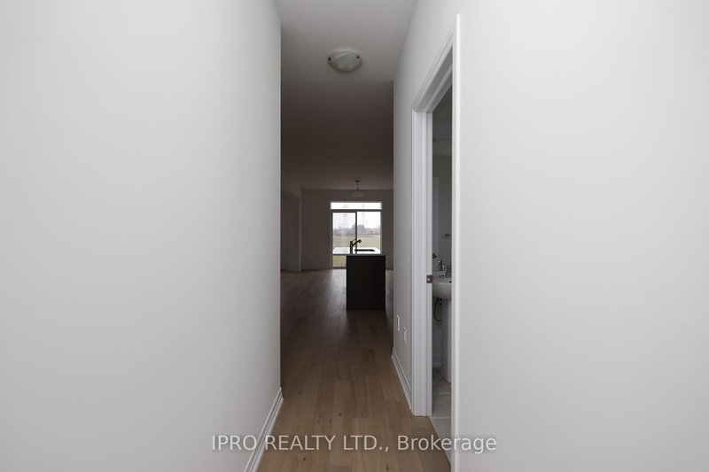 175 Velvet Way E, Thorold, L2V 0P1 | Image 2