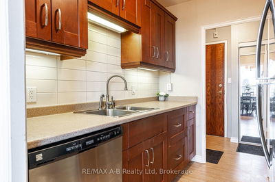 Unit 102 — 45 Westmount Rd, Waterloo -  image-0-4
