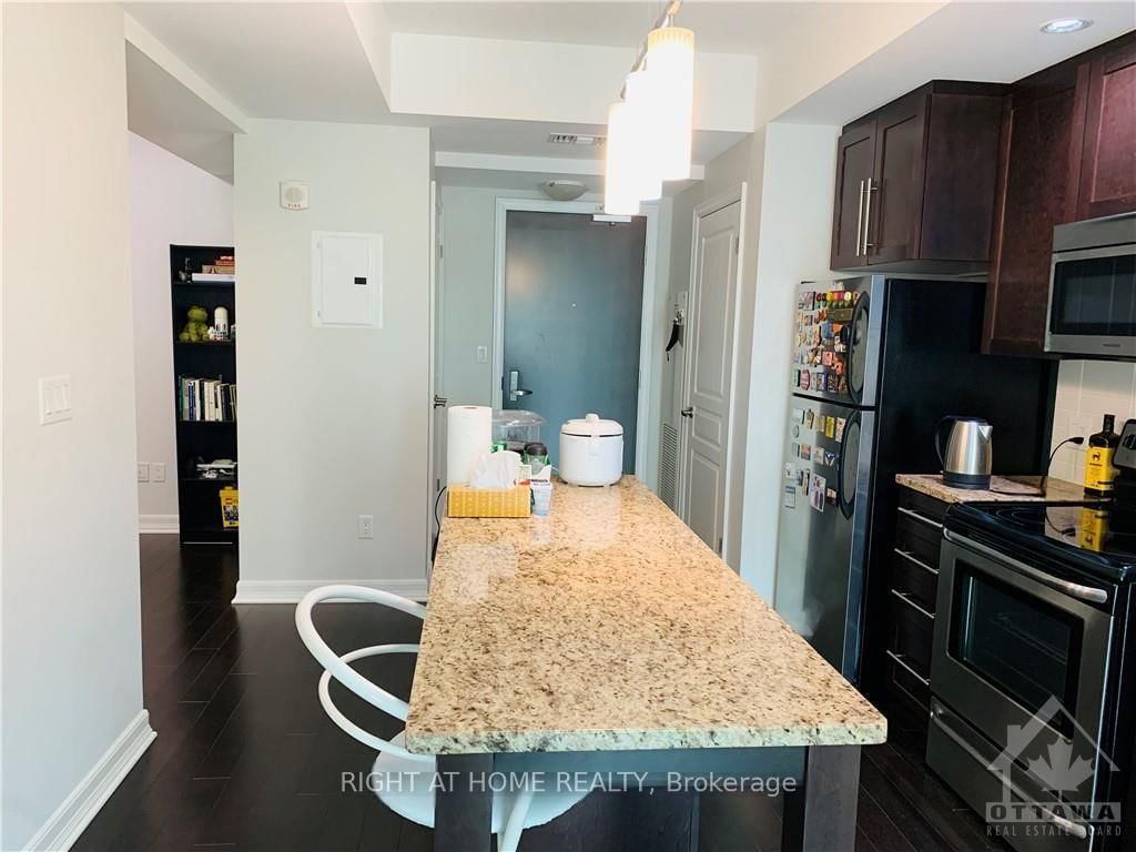 Condo leased at 1210-238 Besserer Street, Ottawa, Sandy Hill, K1N 6B1 - MLS: X12058446