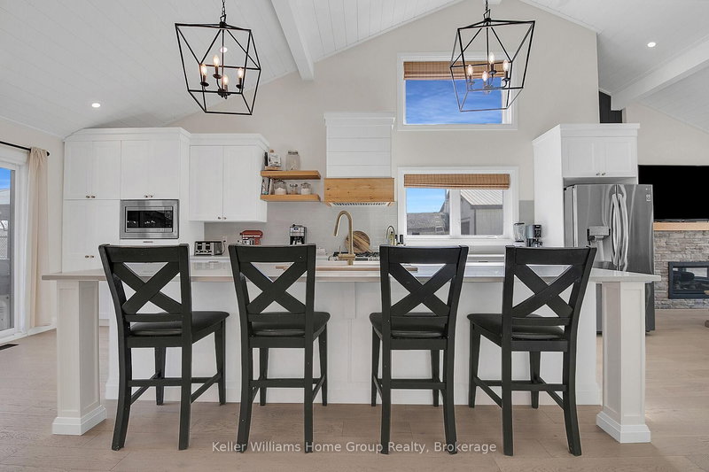 989 Northfield Dr E, Woolwich, N0B 1N0 | Image 3