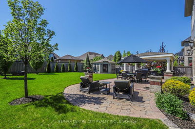 458 Eagletrace Dr, London North - North R image-0-3