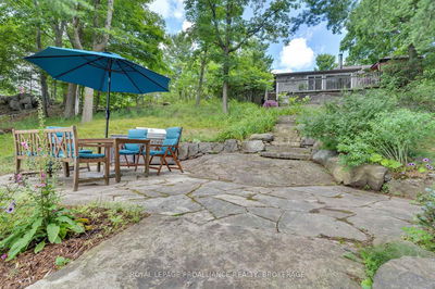 18 Hickory Lane, Perth Road - Frontenac South