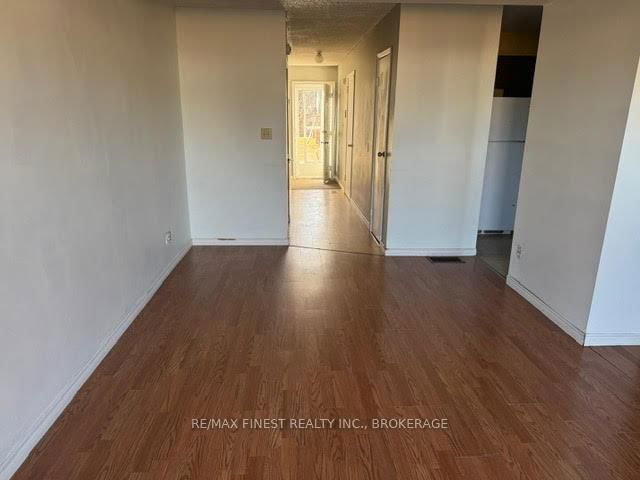 798 Datzell Lane