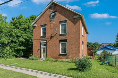 430 KING St, Gananoque - Gananoque image-0-1