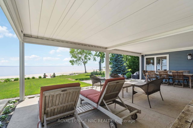 899 EDGEMERE Road