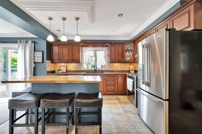1 Woodspring Crt, Hamilton - Rural Flamborough image-0-4