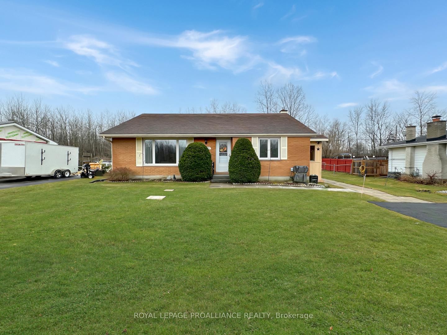 Detached House sold at 1199 Moira Street, Cobden, K0K 1K0 - MLS: X12059257