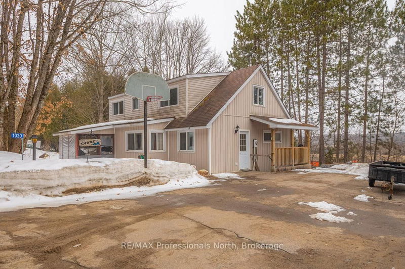 1020 Renaissance St, Minden Hills - Lutterworth image-0-0