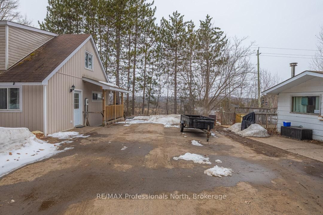 Listing Image 43