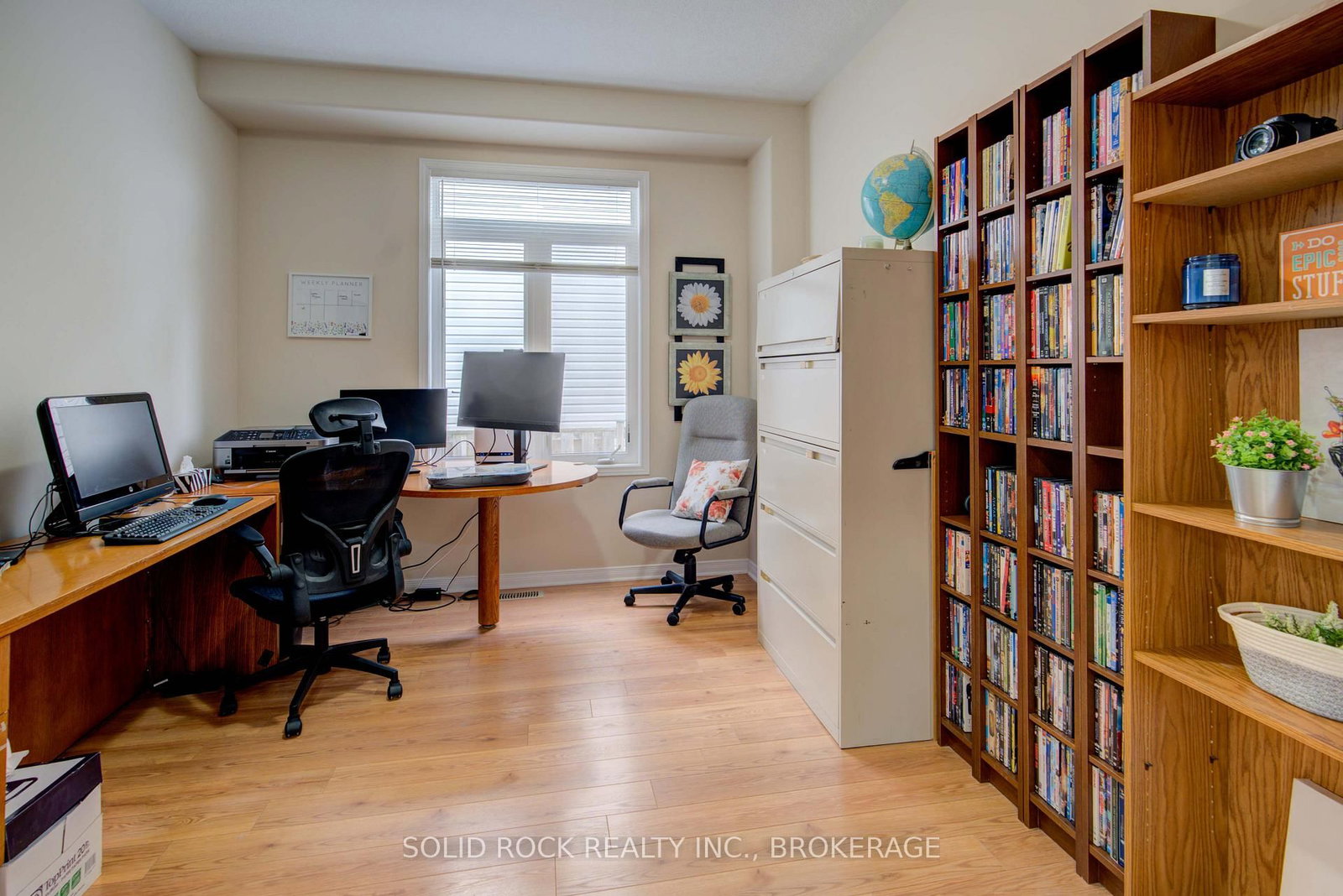 Listing Image 7