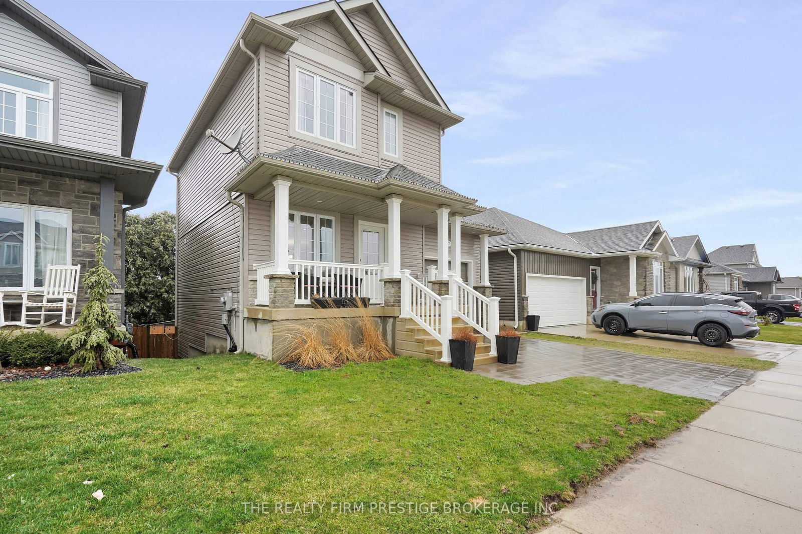 Detached House sold at 27 WILLIS Avenue, Strathroy-Caradoc, SE, N7G 0B6 - MLS: X12059615