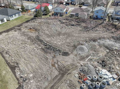 104 Manahan Crt, Brockville - Brockville image-0-4