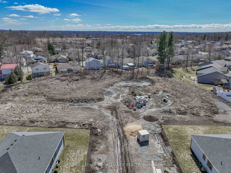 105 Manahan Crt, Brockville - Brockville image-0-0
