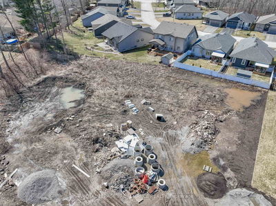 105 Manahan Crt, Brockville - Brockville image-0-2