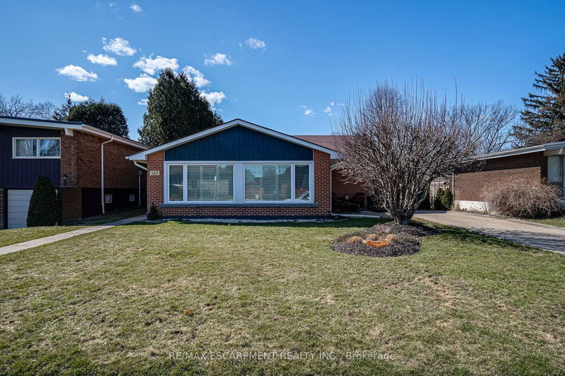 home for sale on 157 LAURIER Avenue