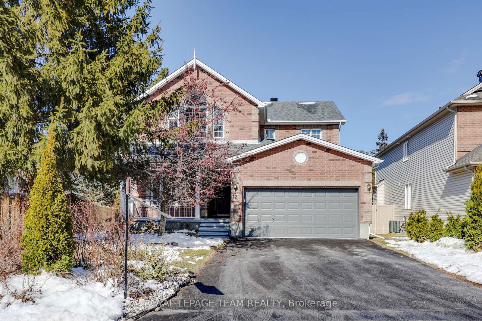Detached House sold at 12 KENO Way, Kanata, Kanata Lakes/Heritage Hills, K2T 1H4 - MLS: X12061084