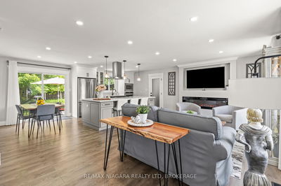 5 Loyalist Crt, Niagara-on-the-Lake - Town image-0-4