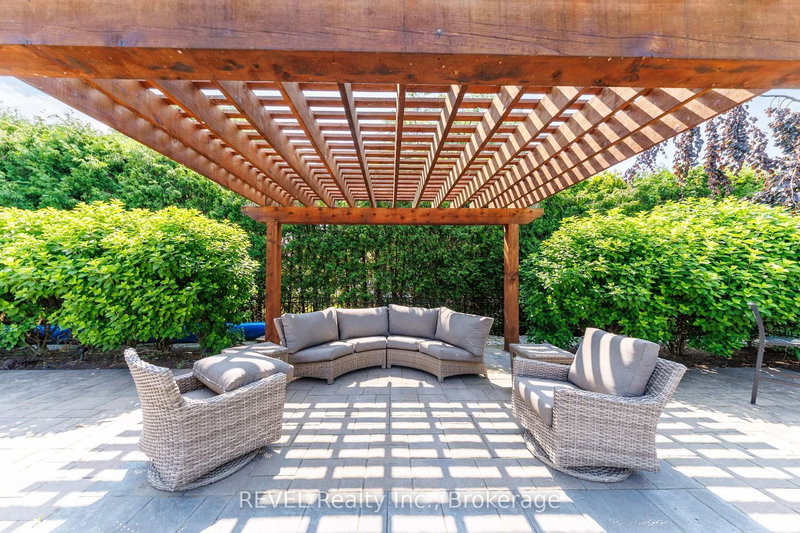 1234 Lakeshore Rd N, Niagara-on-the-Lake, L0S 1J0 | Image 2