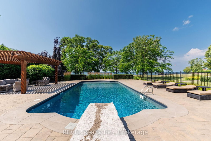1234 Lakeshore Rd N, Niagara-on-the-Lake, L0S 1J0 | Image 3
