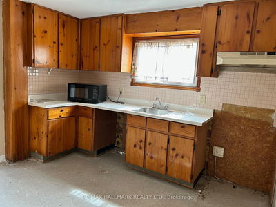 188 Fruitland Rd, Hamilton - Stoney Creek image-0-3