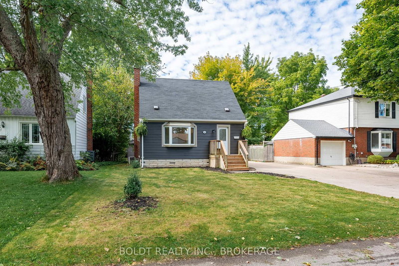 3047 SAINT PATRICK Ave, Niagara Falls, L2J 2M7 | Image 2