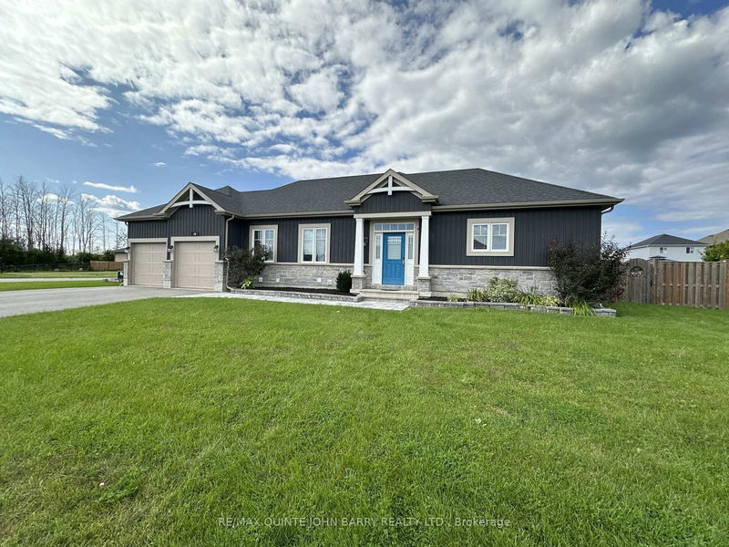 34 Walnut Cres, Belleville - Thurlow Ward image-0-0