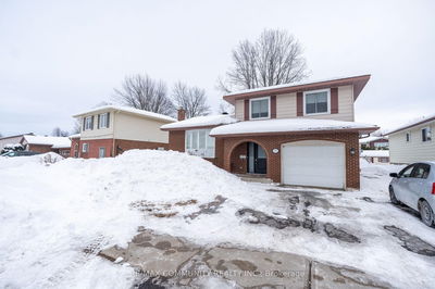 586 Lynwood Dr, Cornwall - Cornwall image-0-1