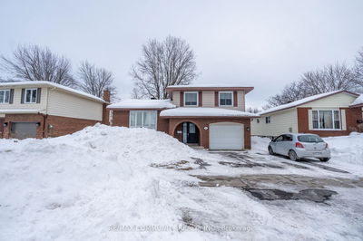 586 Lynwood Dr, Cornwall - Cornwall image-0-2