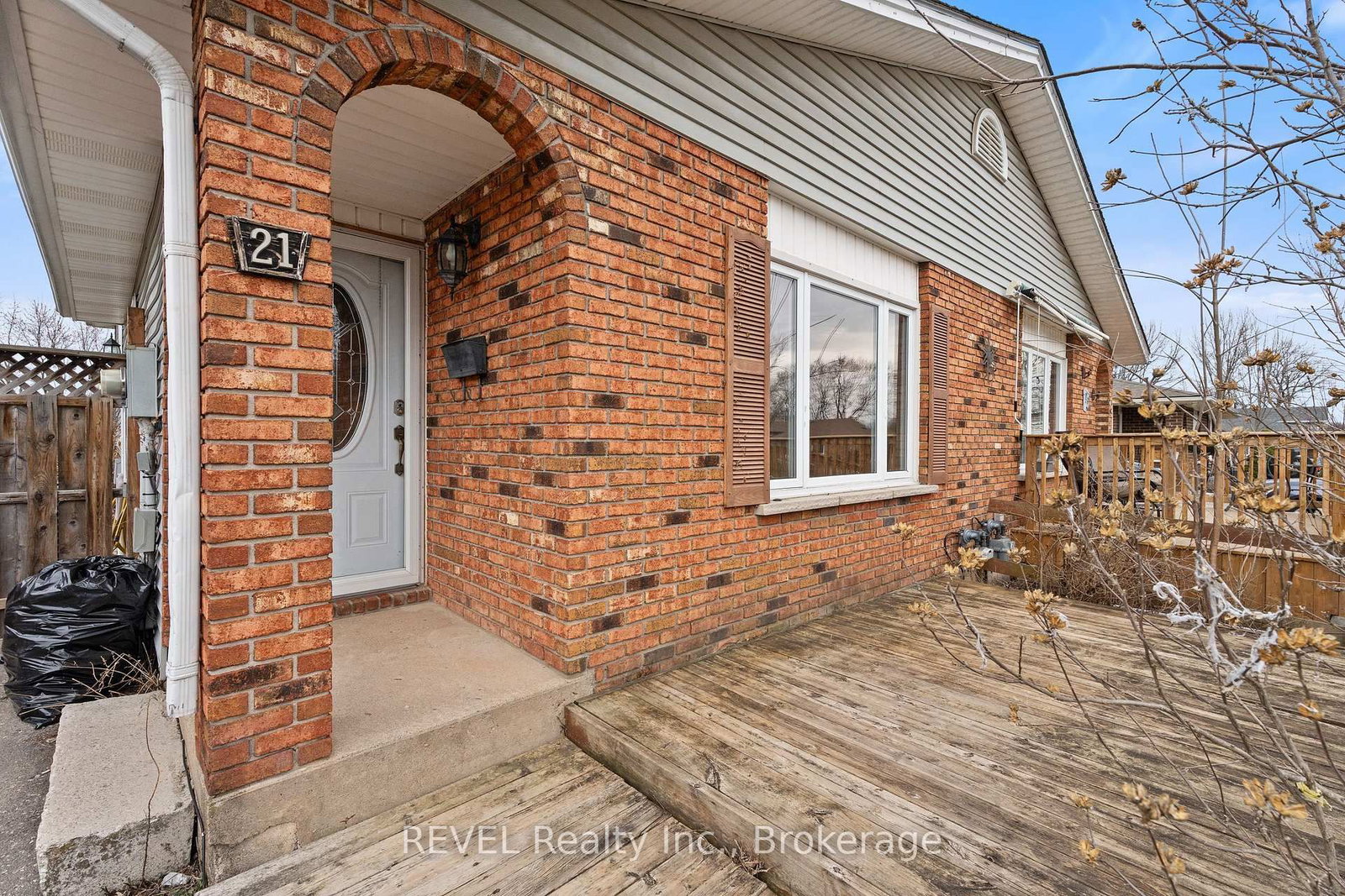 Listing Image 3