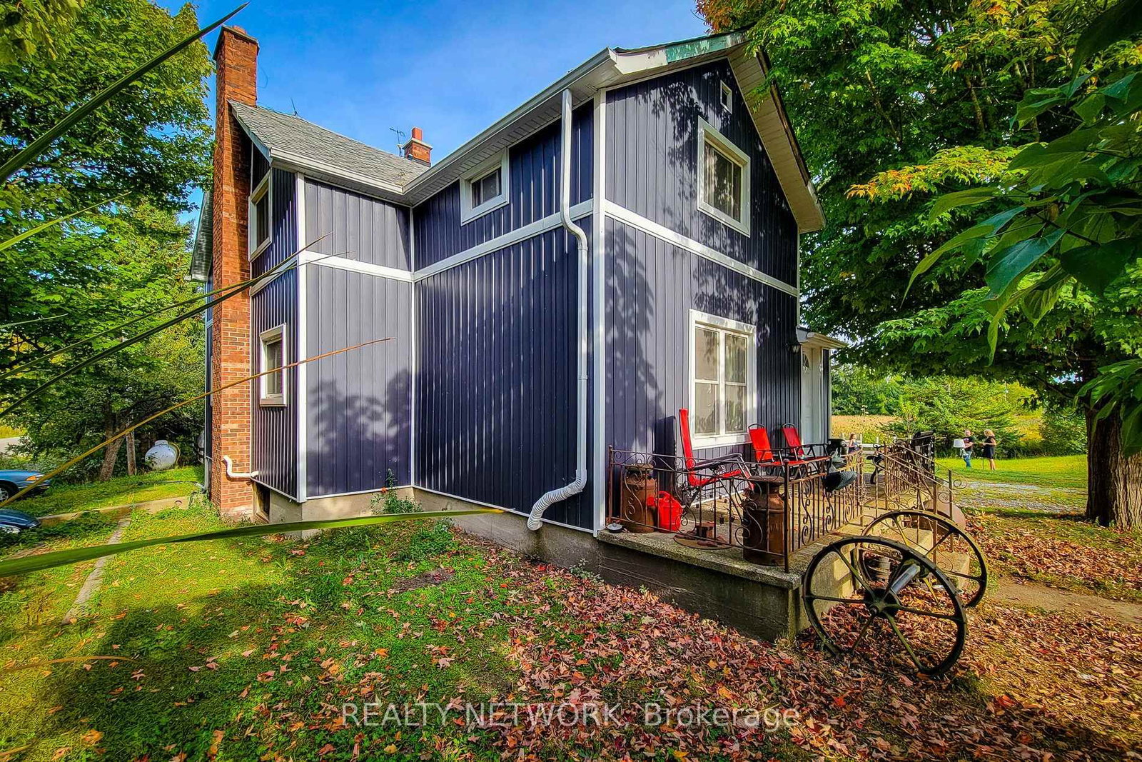 Listing Image 7