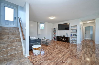 Unit 8 — 39 MAIN St, The Nation - Limoges image-0-2