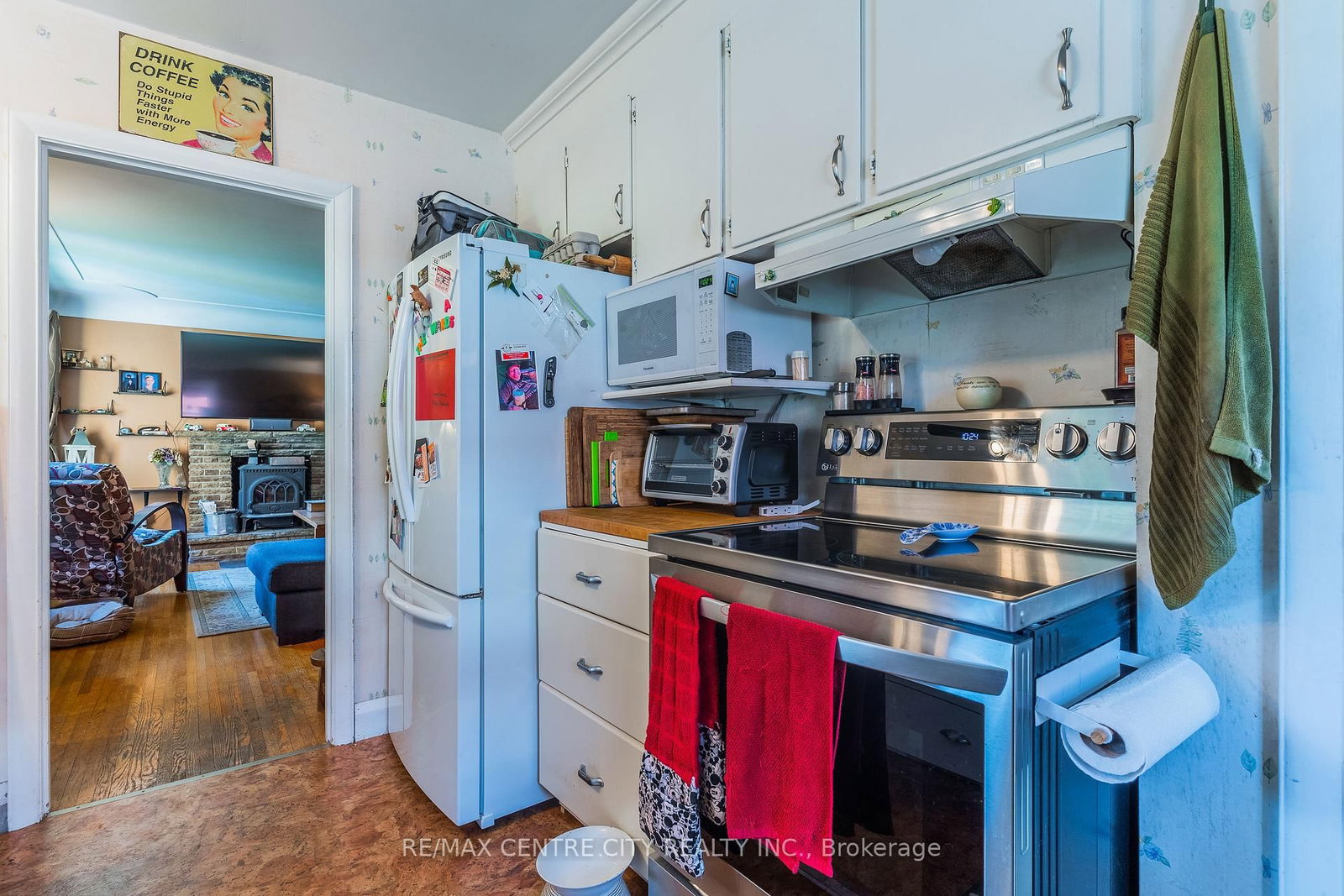 Listing Image 7