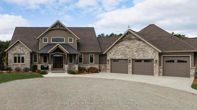 4640 LAKESHORE Rd, Plympton-Wyoming - Plympton Wyoming image-0-2