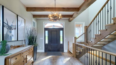 4640 LAKESHORE Rd, Plympton-Wyoming - Plympton Wyoming image-0-4