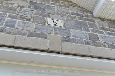 5 Ben TeKamp Terr, Brockville - Brockville image-0-1
