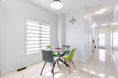 136 Westbank Tr, Hamilton - Stoney Creek Mountain image-0-2
