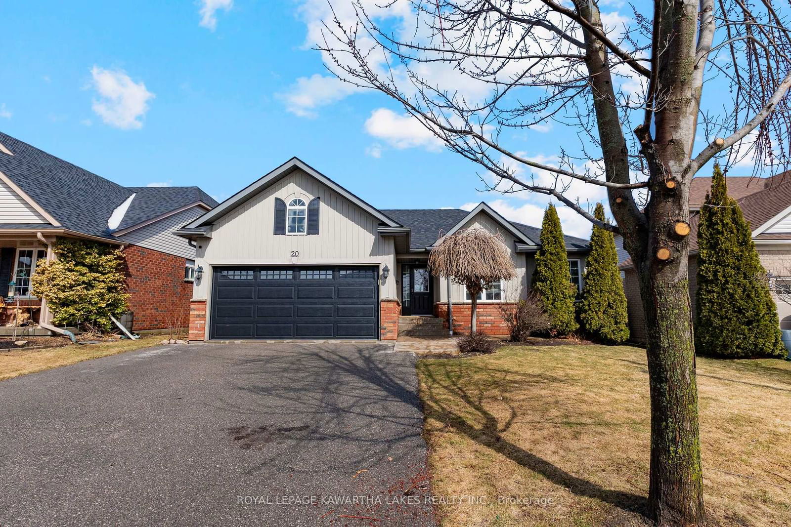 Detached House sold at 20 Thrushwood Trail, Kawartha Lakes, Lindsay, K9V 0B1 - MLS: X12063199