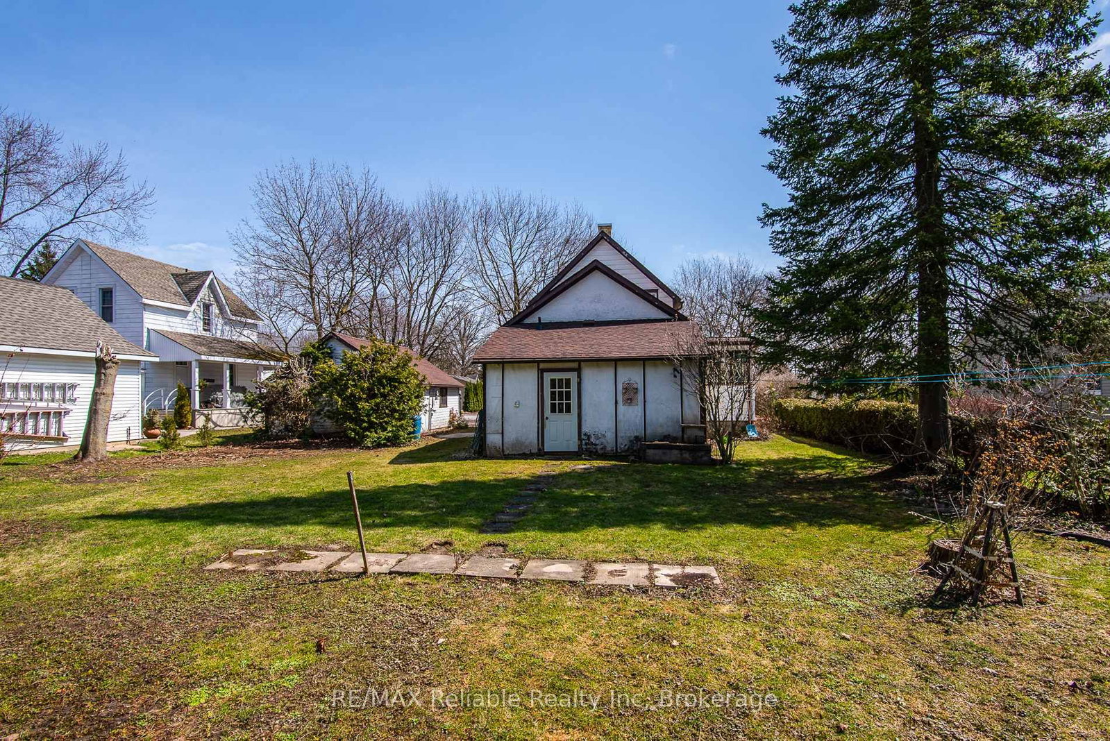 Listing Image 7