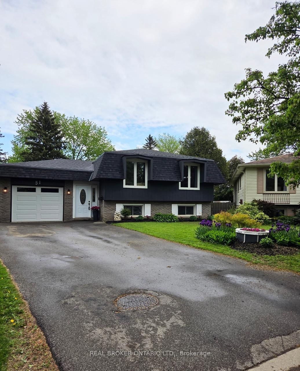 Detached House for sale at 51 Southglen Road, Brantford, N3R 6Z9 - MLS: X12063332