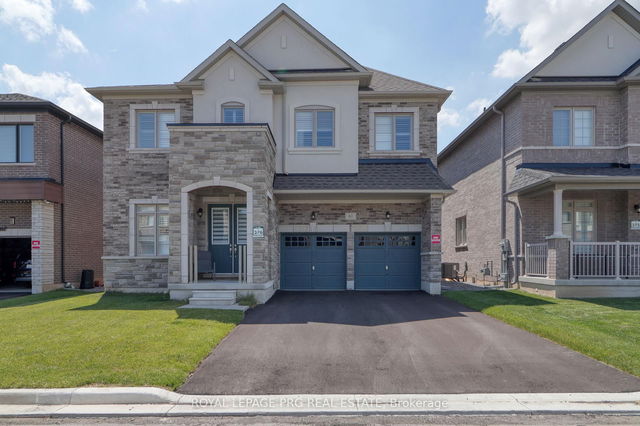 61 Cattail Crescent