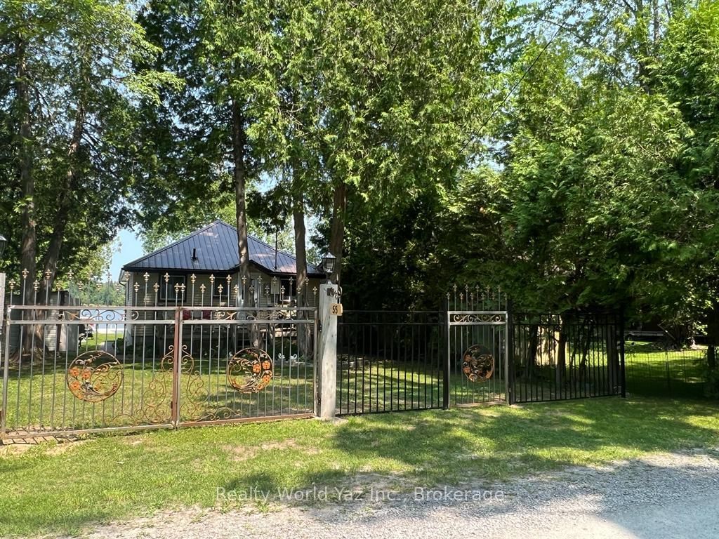 Property at 55 Paradise