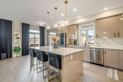 900 Duxbury Lane, Manotick - Riverside South/Gloucester Glen image-0-4