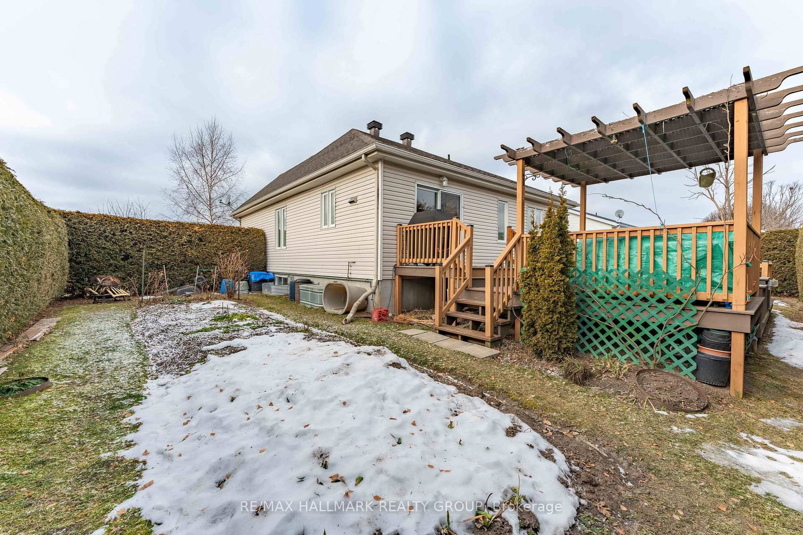 Listing Image 40