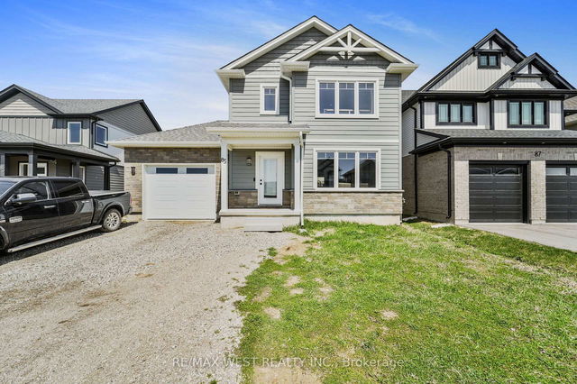 85 Acorn Trail